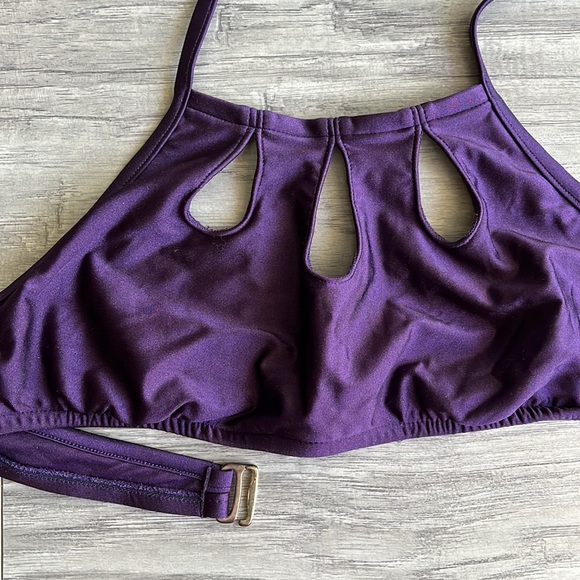 HP! Cut out Bikini Top - Picture 1 of 3